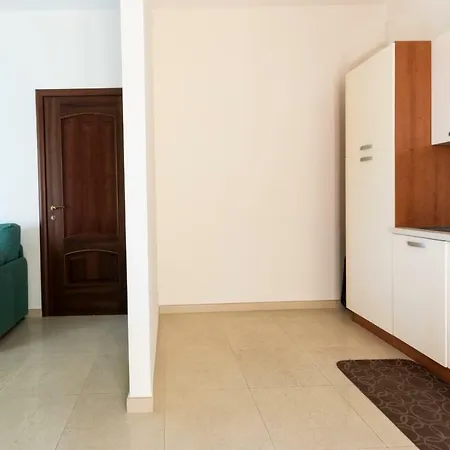 Apartment Monolocale Holiday *